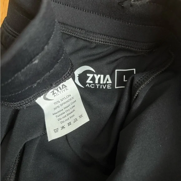 ZYIA Black Joggers - Picture 5 of 6